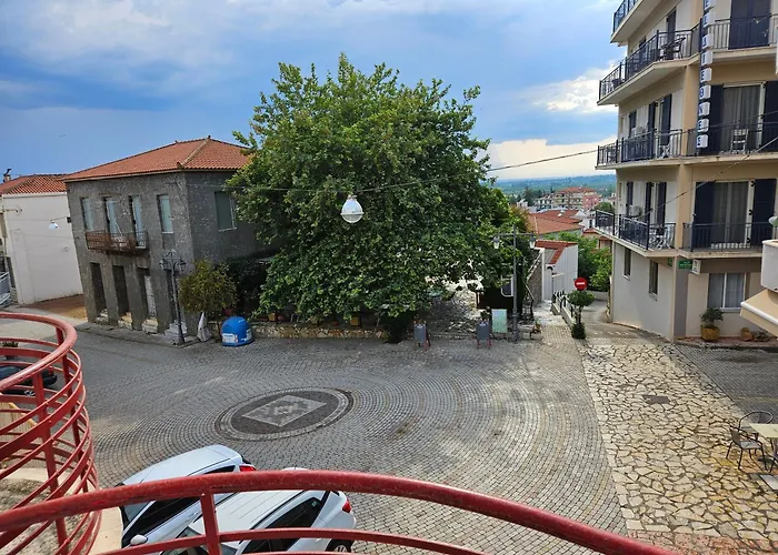 Traditional Stone House 100sqm - 8min Drive To Sandy *